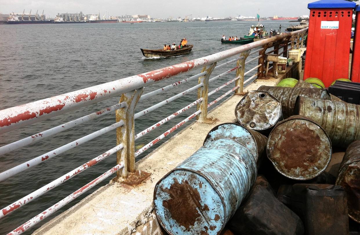 Arrest of a supertanker with capacity for 3 million barrels of oil