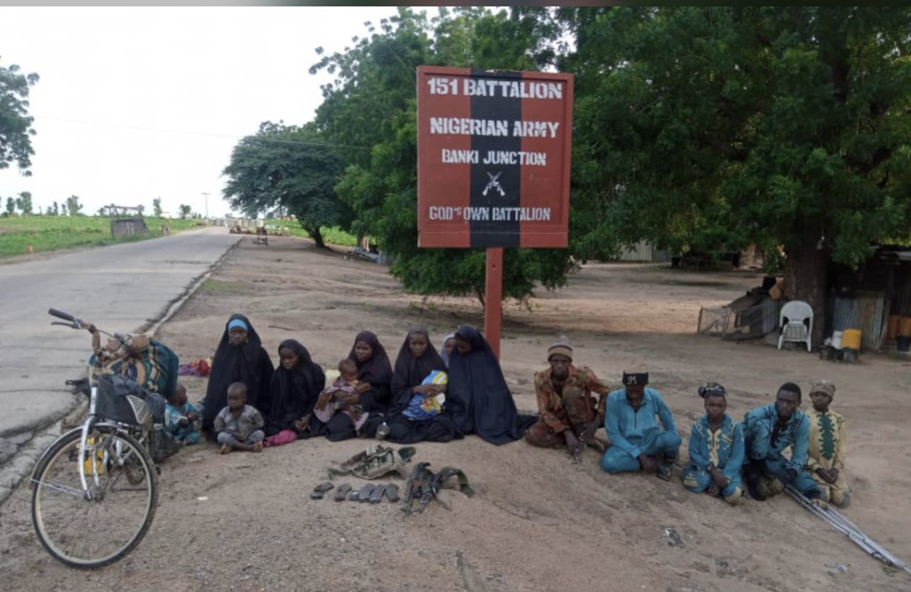 17 Boko Haram terrorists, family members surrender to troops