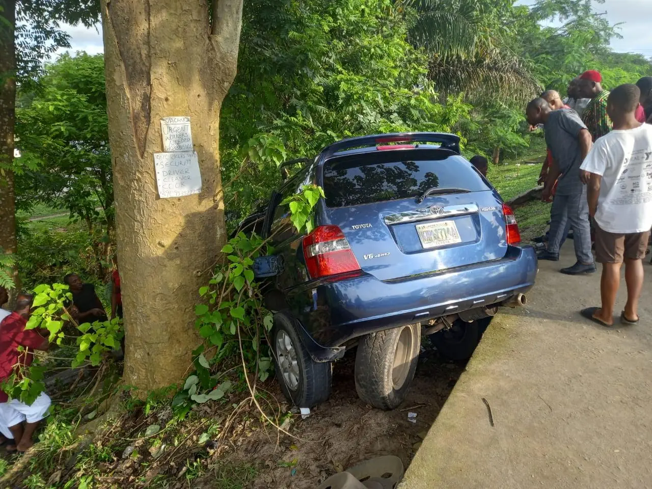 Wife dies in car accident allegedly chasing husband in Calabar