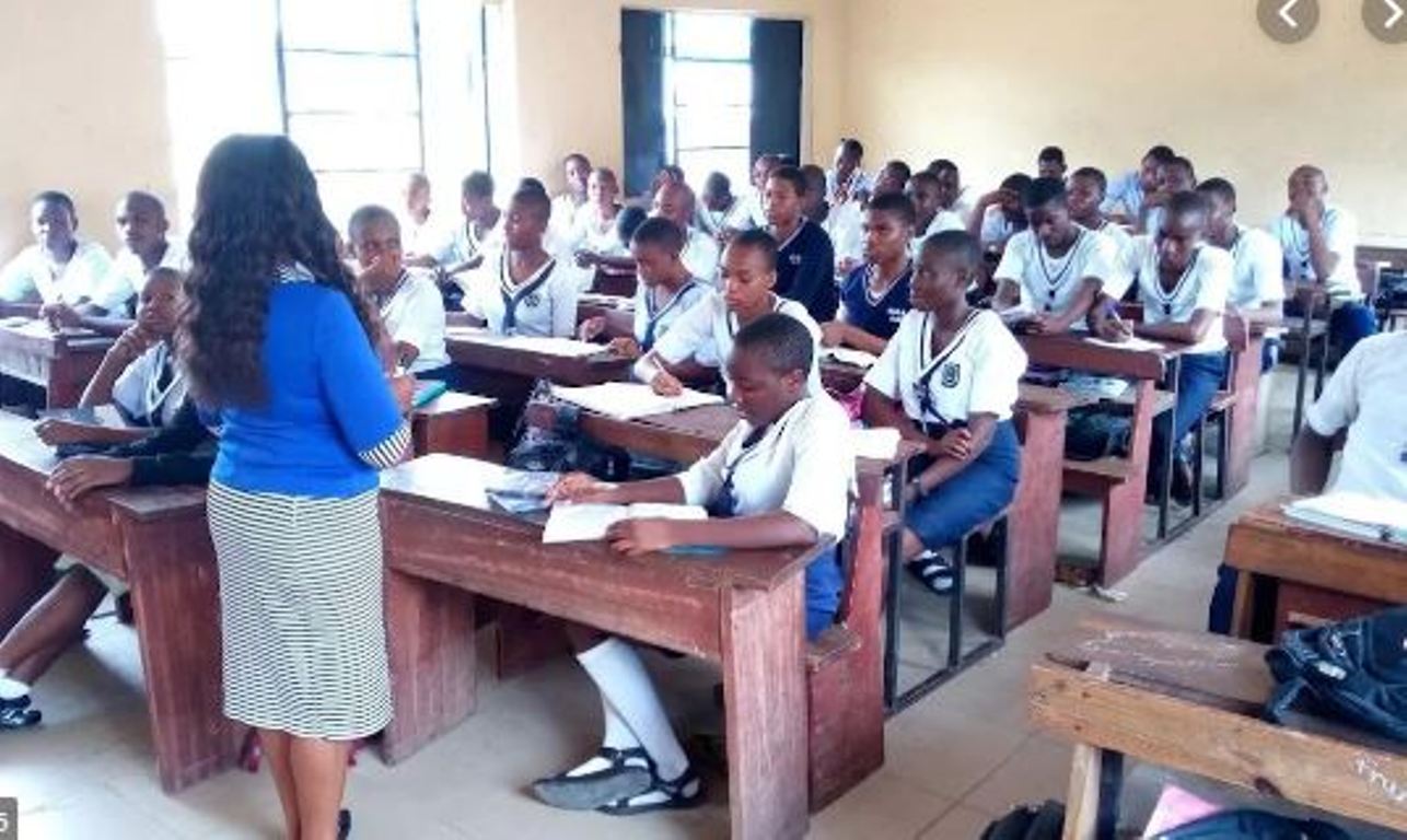 Lagos govt directs schools to resume on Monday