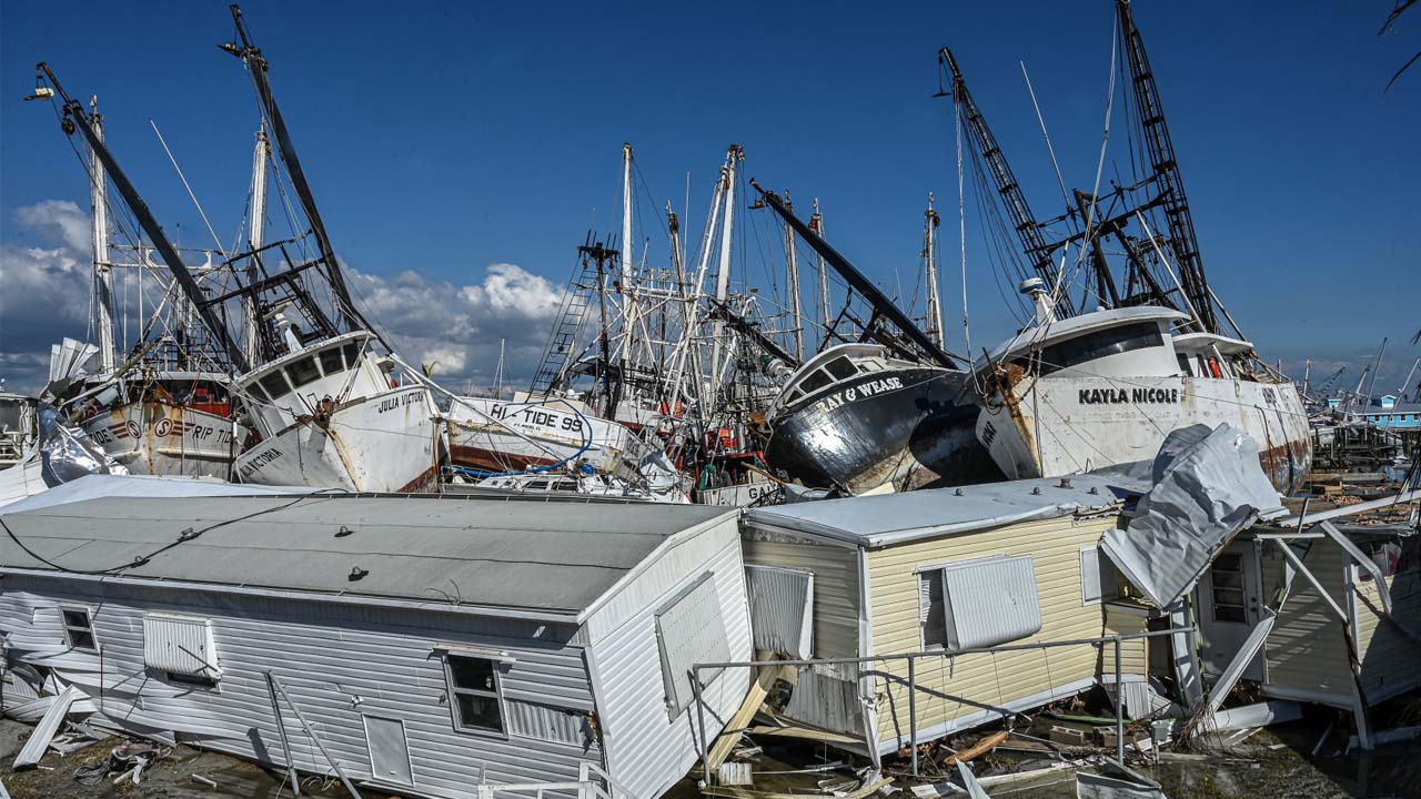 Hurricane Ian death toll climbs above 100 in Florida alone