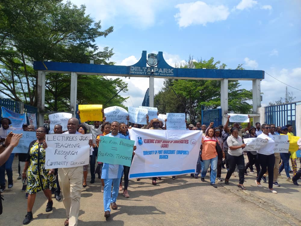 ASUU protest half-salary payment in Rivers