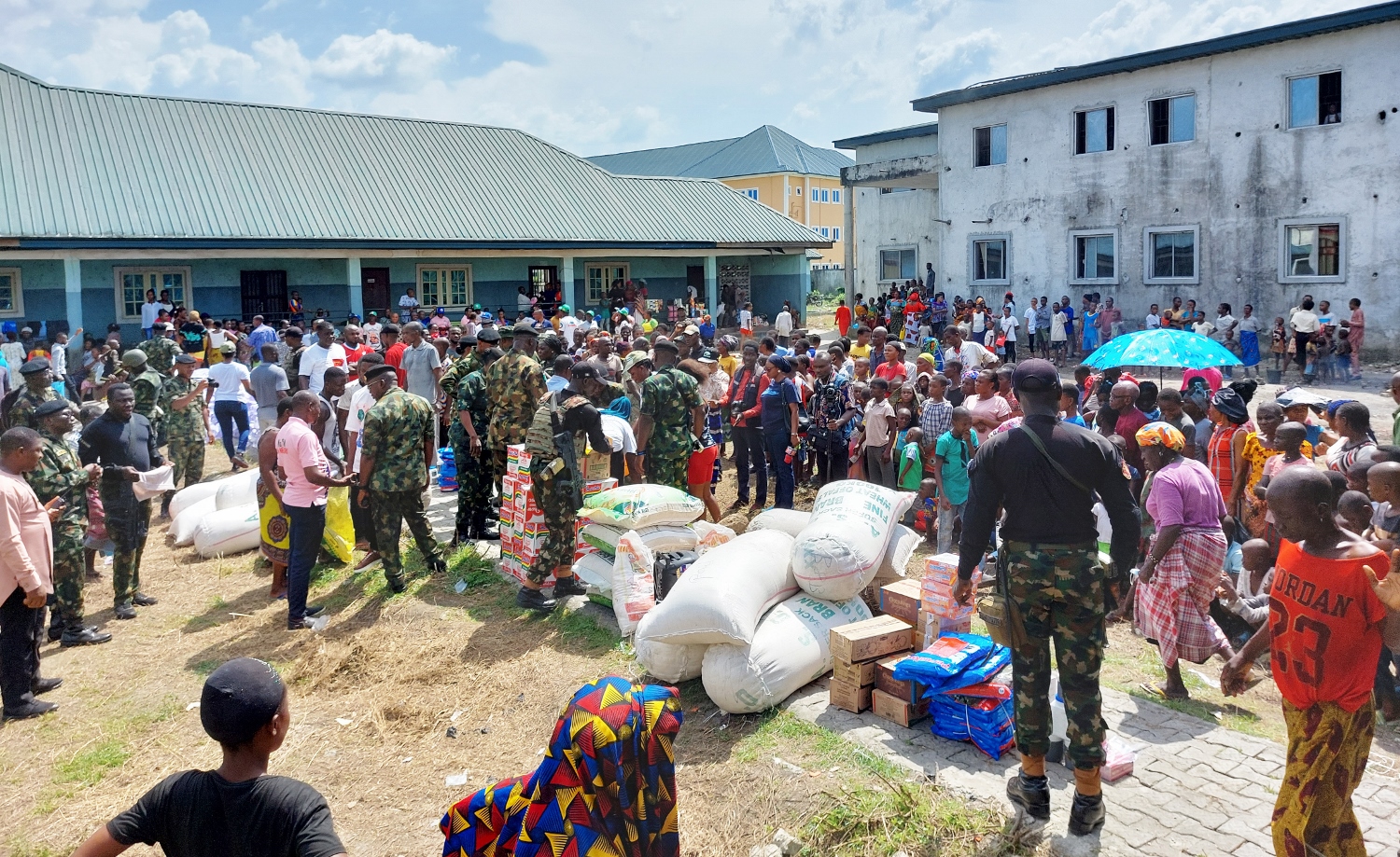 Nigeria Navy distributes relief items to flood victims in Rivers
