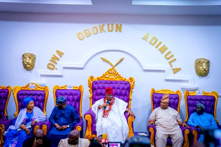 Atiku visits Ooni of Ife, Adimula of Ijesaland