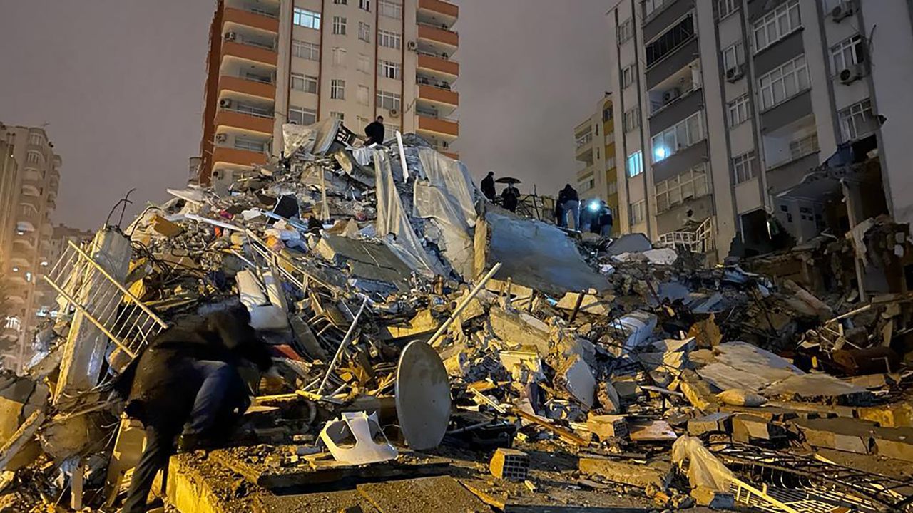 Turkey and Syria earthquake: death toll rises to over 1,200