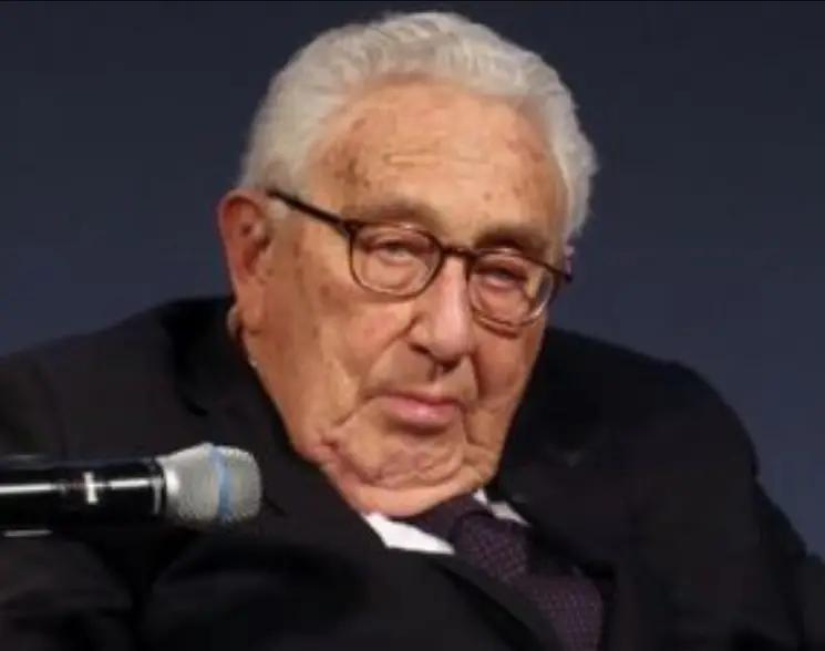 Henry Kissinger, Influential Figure in US Foreign Policy, Dies at 100