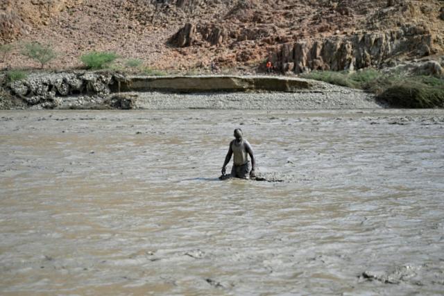 30 missing after heavy rain destroys dams in Yemen