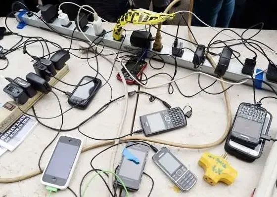 Power Outage: Phone charging spots in Jos recording high patronage